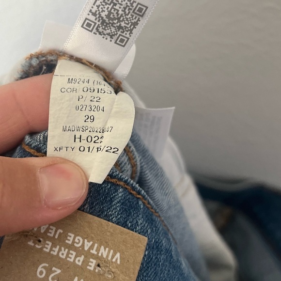 Madewell The Perfect Vintage Jean High-Rise Raw Hem Magic Pockets Size 29 NWT - Picture 10 of 10